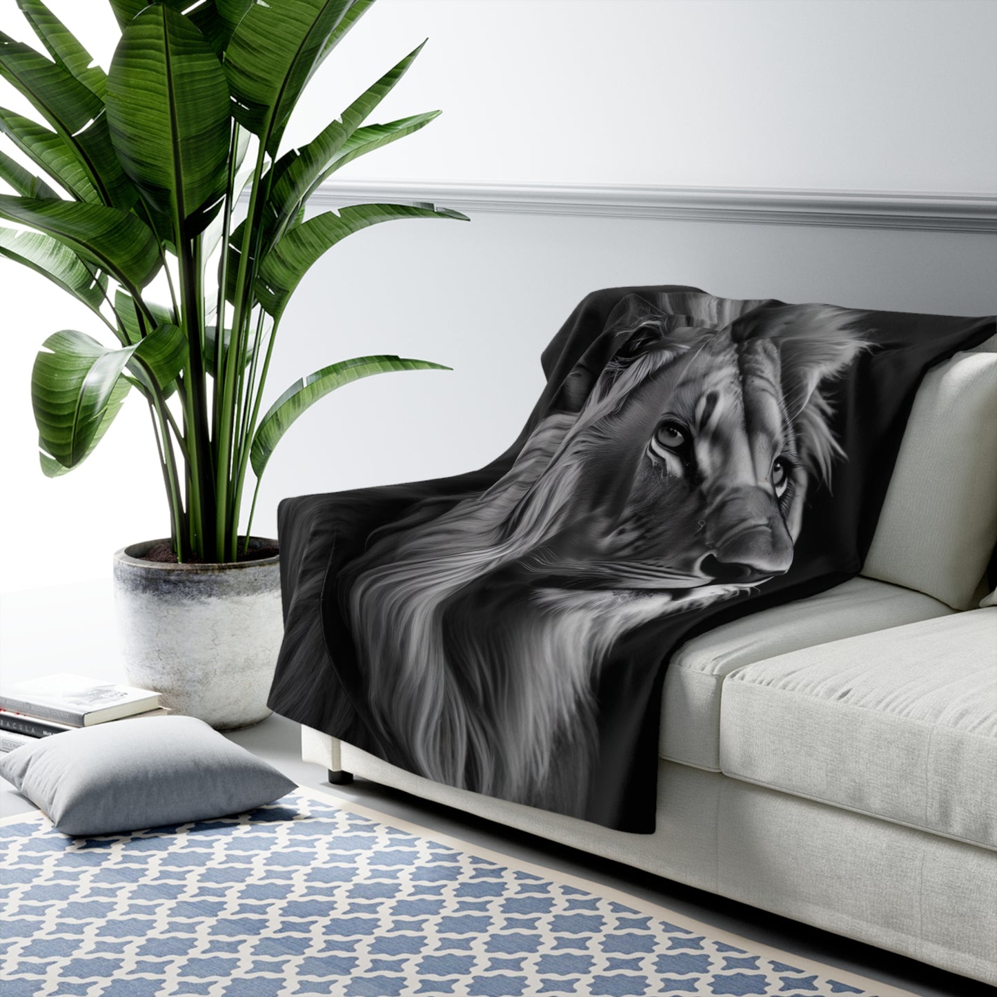 Black & White Lion Artwork Sherpa Fleece Blanket - NocturnalExpressions