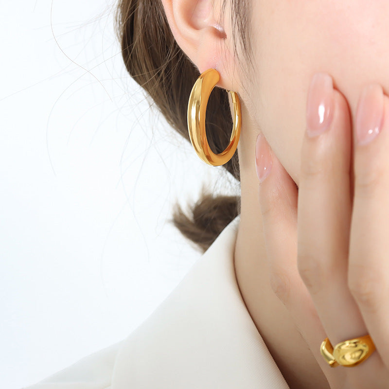 18K Gold Simple Atmospheric Hollow Round Design Versatile Earrings - NocturnalExpressions