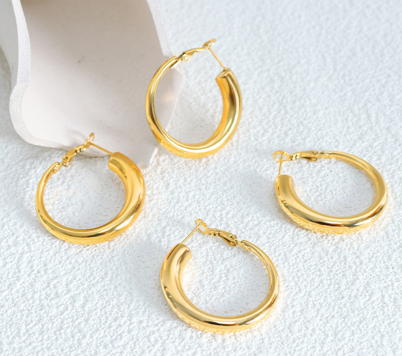 18K Gold Simple Atmospheric Hollow Round Design Versatile Earrings - NocturnalExpressions