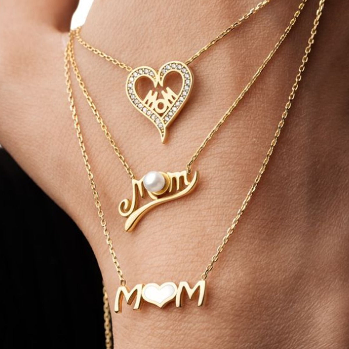 18K Gold Trendy Unique Hollow Heart Inlaid With Diamonds And Pendant Necklace With Text  MOM design